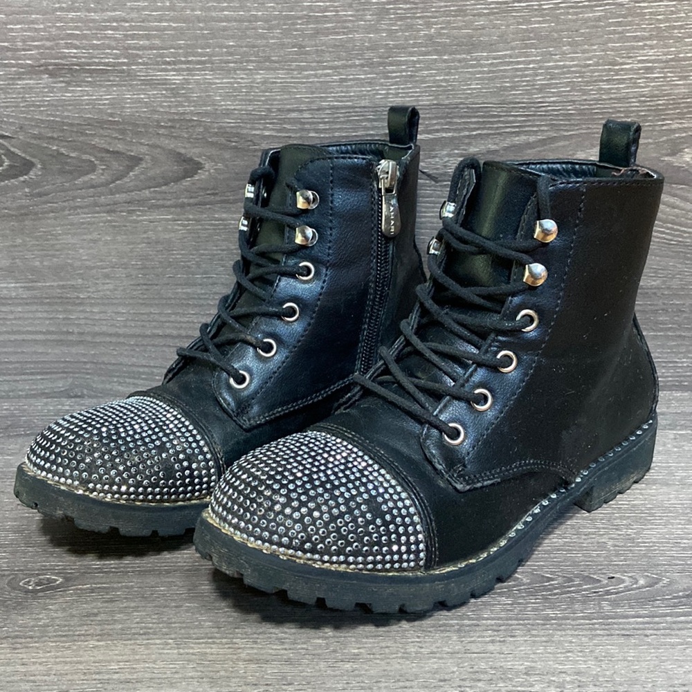 Tahari Studded Combat Boots Girls Size 2 Black Faux Leather Zip Up Side Zipper